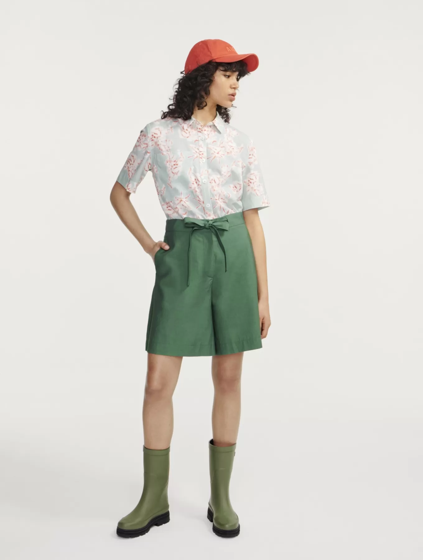 Hosen & Shorts*Aigle Fliesende Shorts Botanic